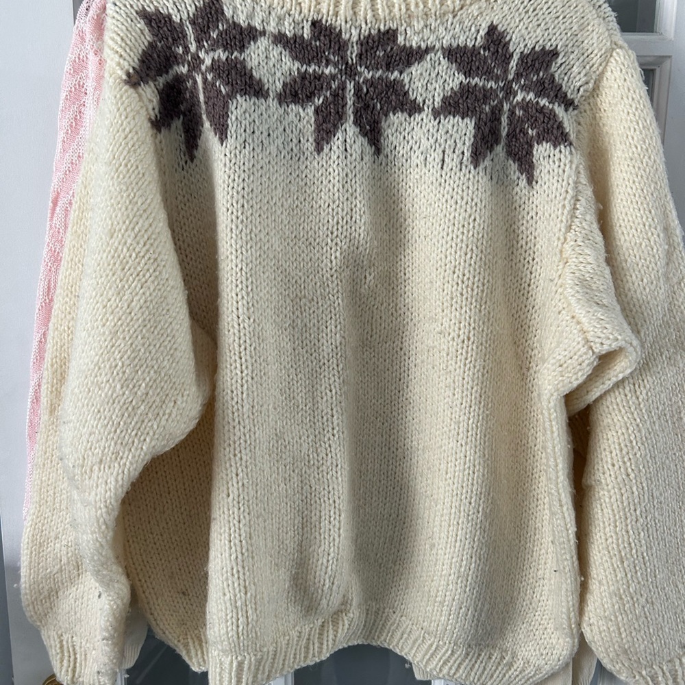 🔥$5 Cozy Cream Sweater with Brown Snowflake Design 😍 - Picture 6 of 6